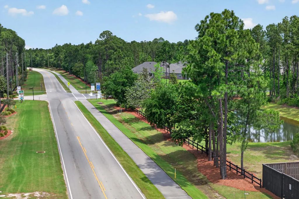45 of 82 - 155 Lumen Loop, Freeport, FL