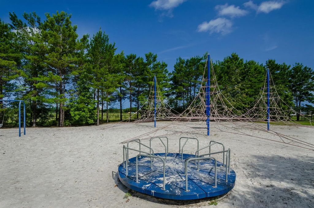 66 of 82 - 155 Lumen Loop, Freeport, FL