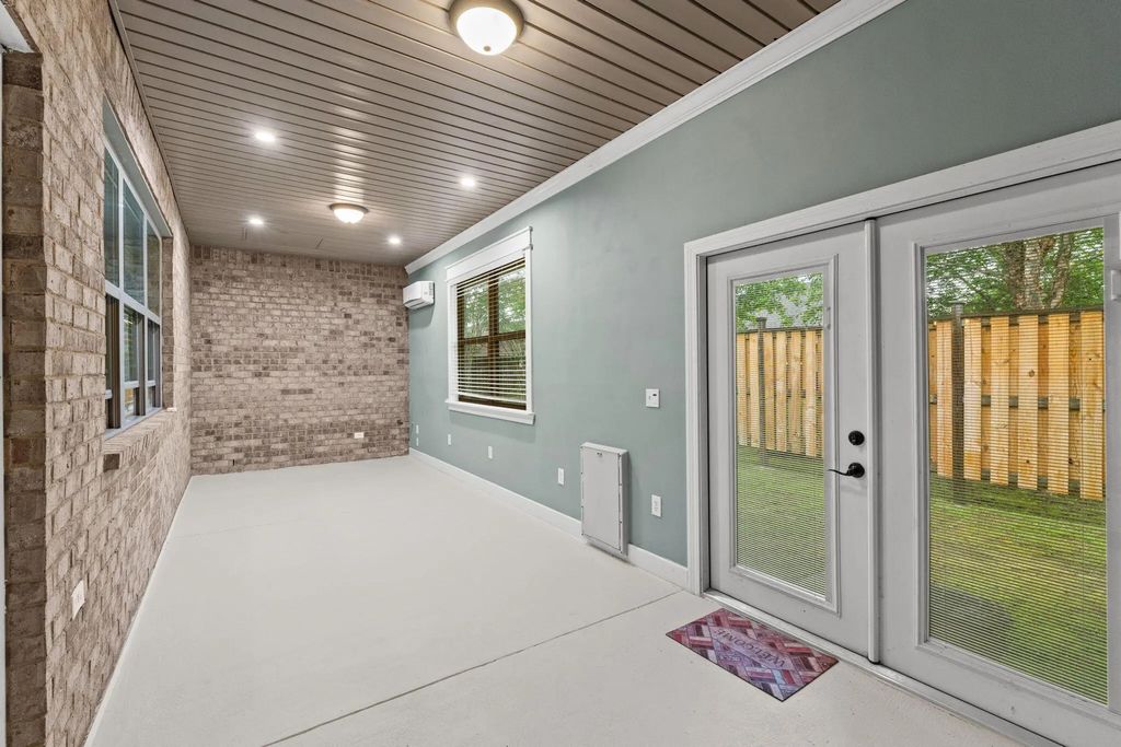 53 of 75 - 48 Madiera Drive, Freeport, FL