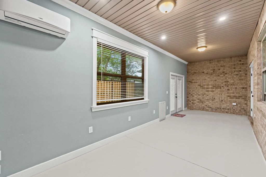 55 of 75 - 48 Madiera Drive, Freeport, FL