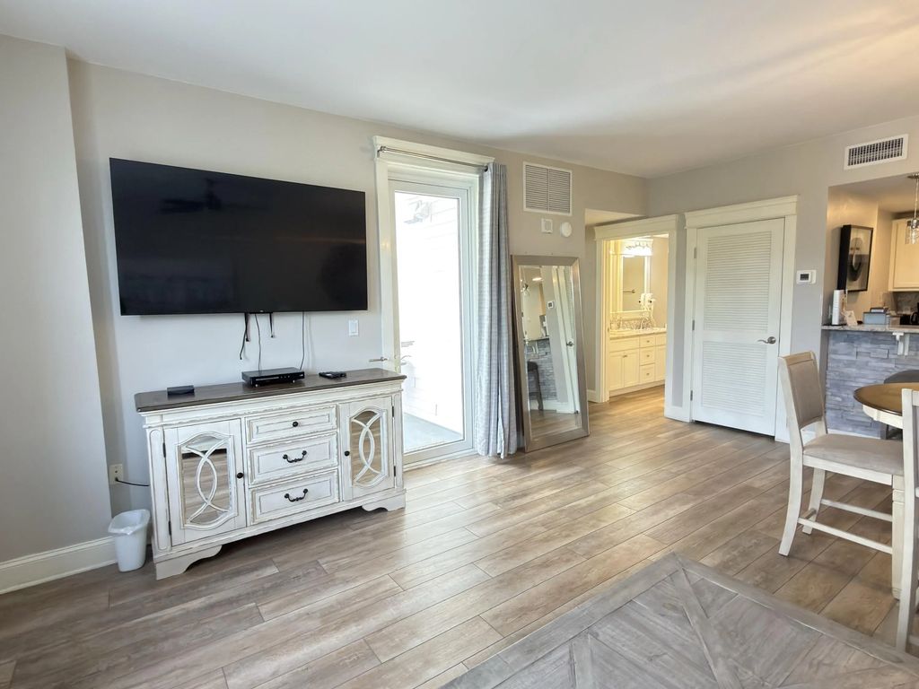 7 of 15 - 9500 Grand Sandestin Boulevard 2325, Miramar Beach, FL