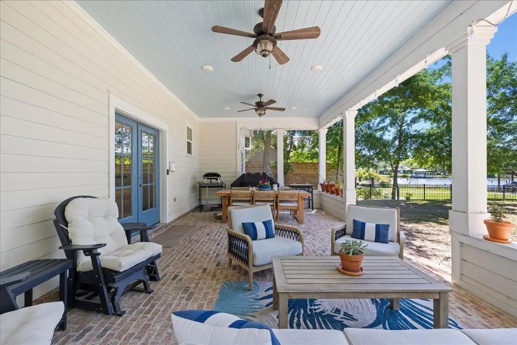 43 of 69 - 103 W Bayou Forest Drive, Freeport, FL