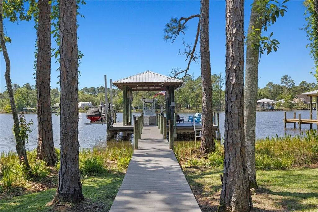 5 of 69 - 103 W Bayou Forest Drive, Freeport, FL