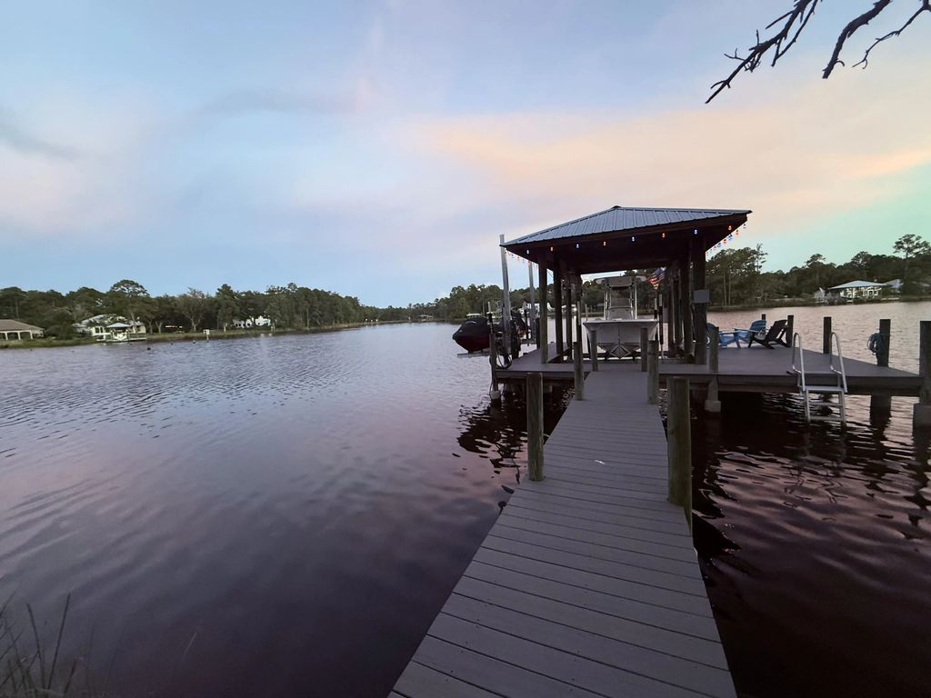 67 of 69 - 103 W Bayou Forest Drive, Freeport, FL