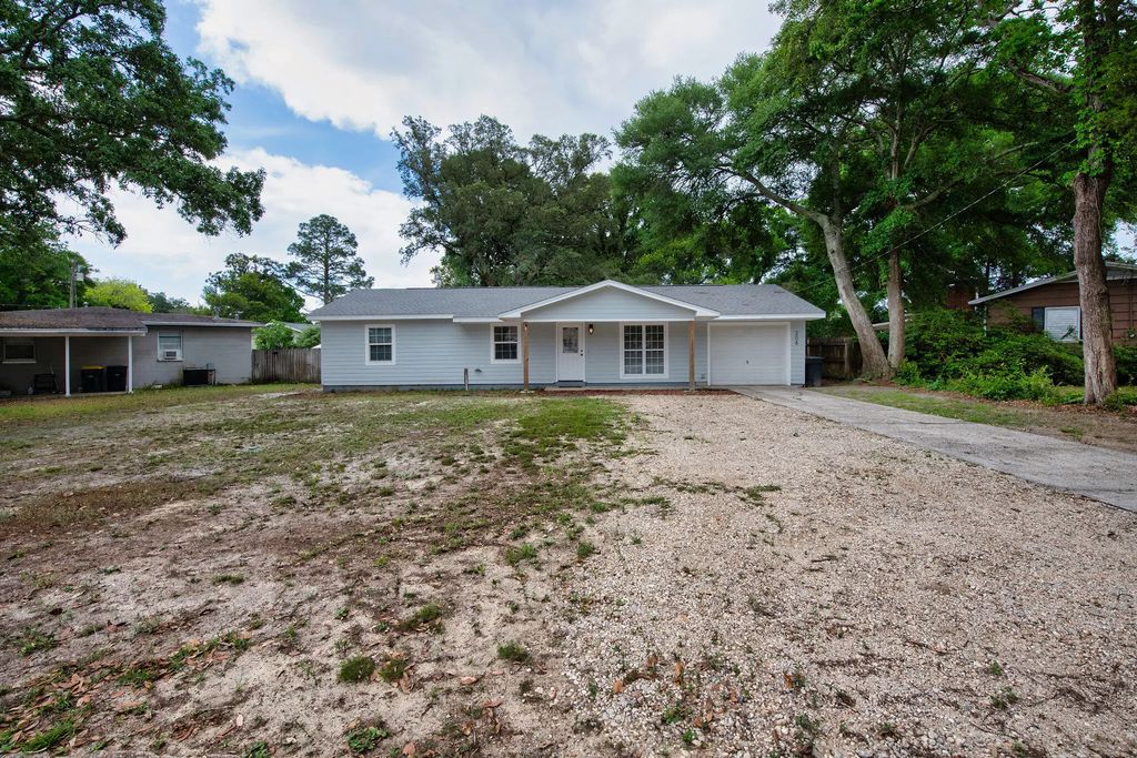 208 Moriarty Street, Fort Walton Beach
