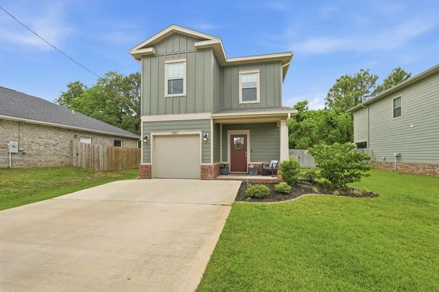 Photo of Listing #1002840