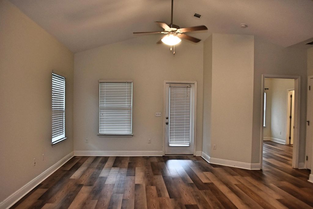 13 of 26 - 103 Lagrange Landing, Freeport, FL