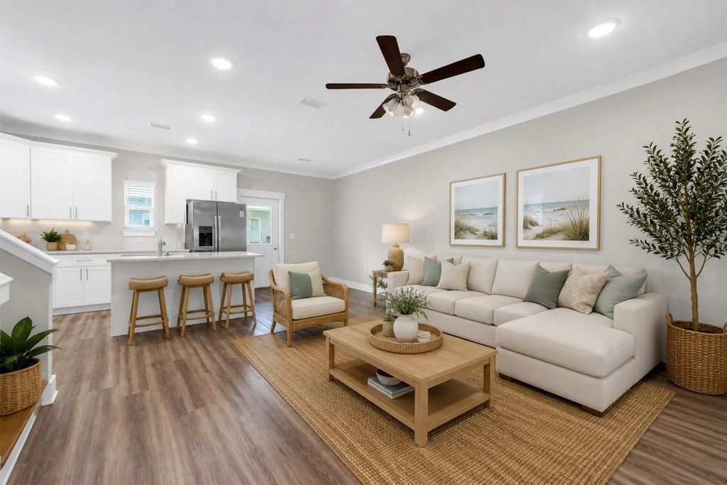 350 Date Palm Lane, Freeport
