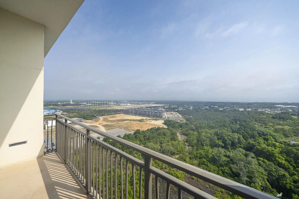 24 of 37 - 15100 Front Beach Road 1701, Panama City Beach, FL