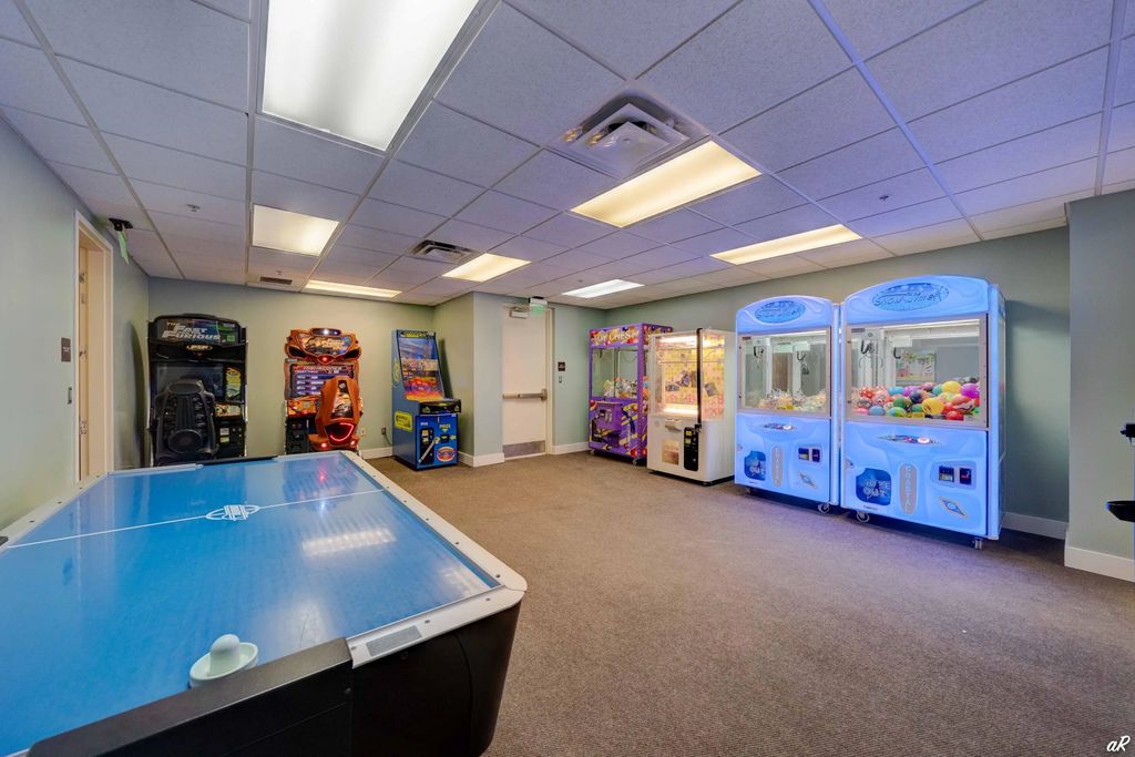 33 of 37 - 15100 Front Beach Road 1701, Panama City Beach, FL