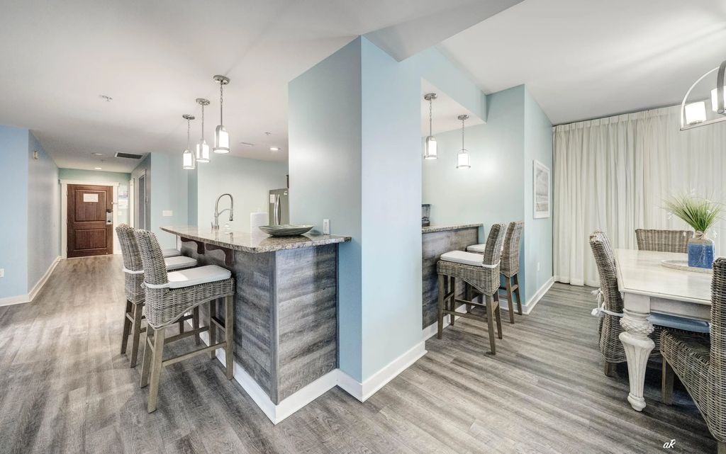 6 of 37 - 15100 Front Beach Road 1701, Panama City Beach, FL