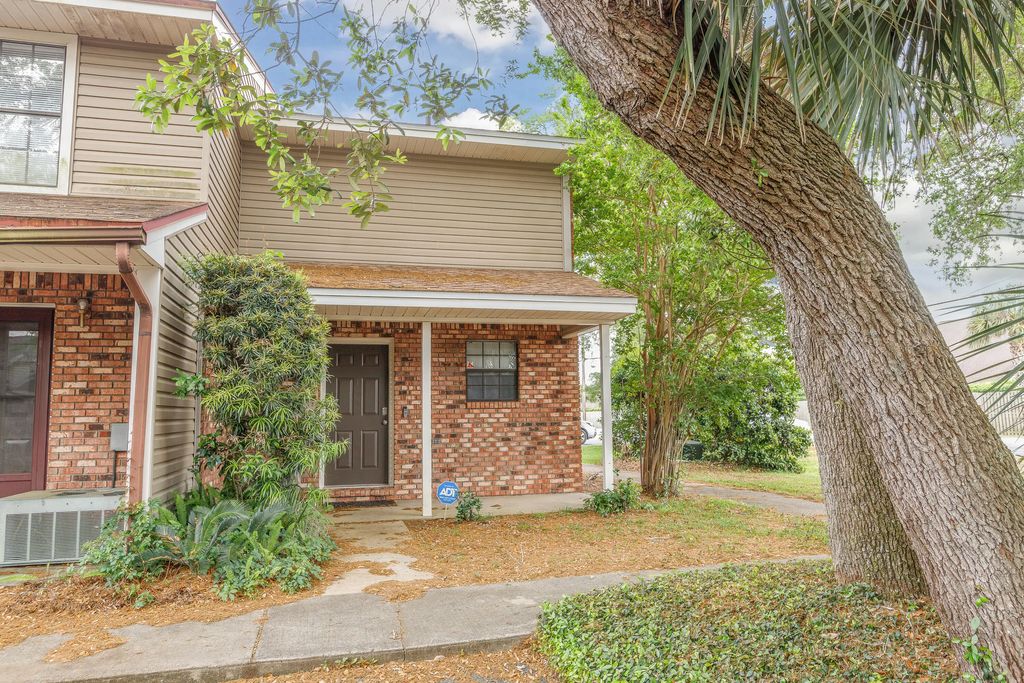 229 Carmel Drive 1, Fort Walton Beach