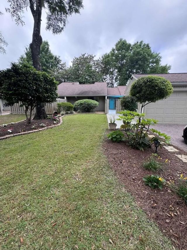 Photo of Listing #1003033