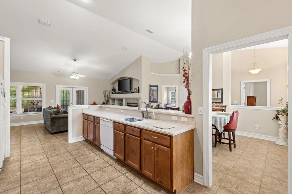10 of 59 - 480 Windswept Boulevard, Freeport, FL
