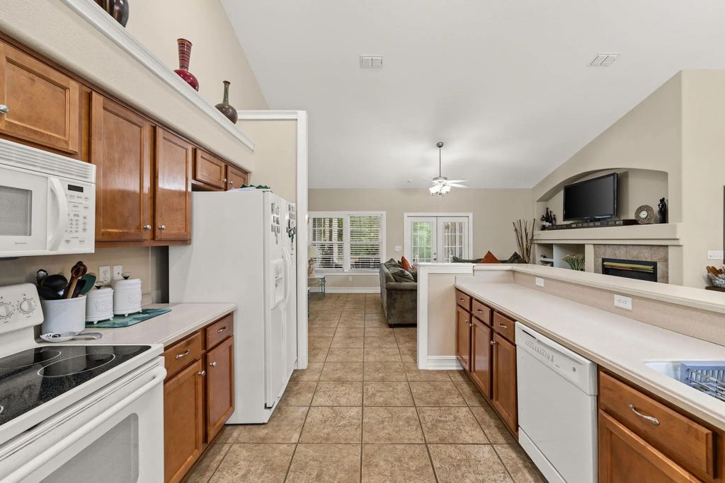 9 of 59 - 480 Windswept Boulevard, Freeport, FL
