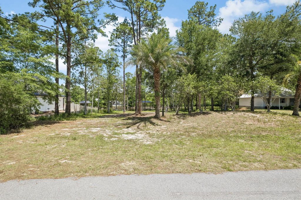 19 of 28 - 92 Waterside Lane, Freeport, FL