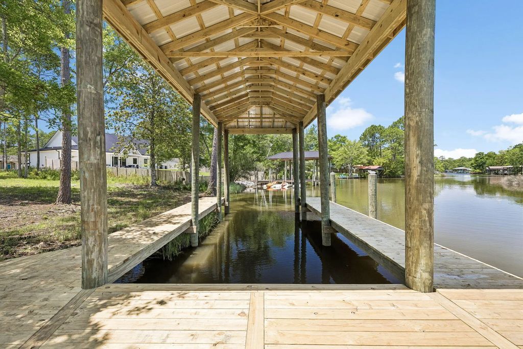 25 of 28 - 92 Waterside Lane, Freeport, FL