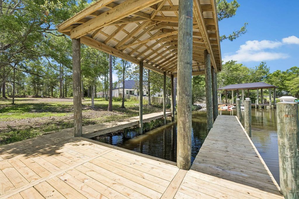 26 of 28 - 92 Waterside Lane, Freeport, FL