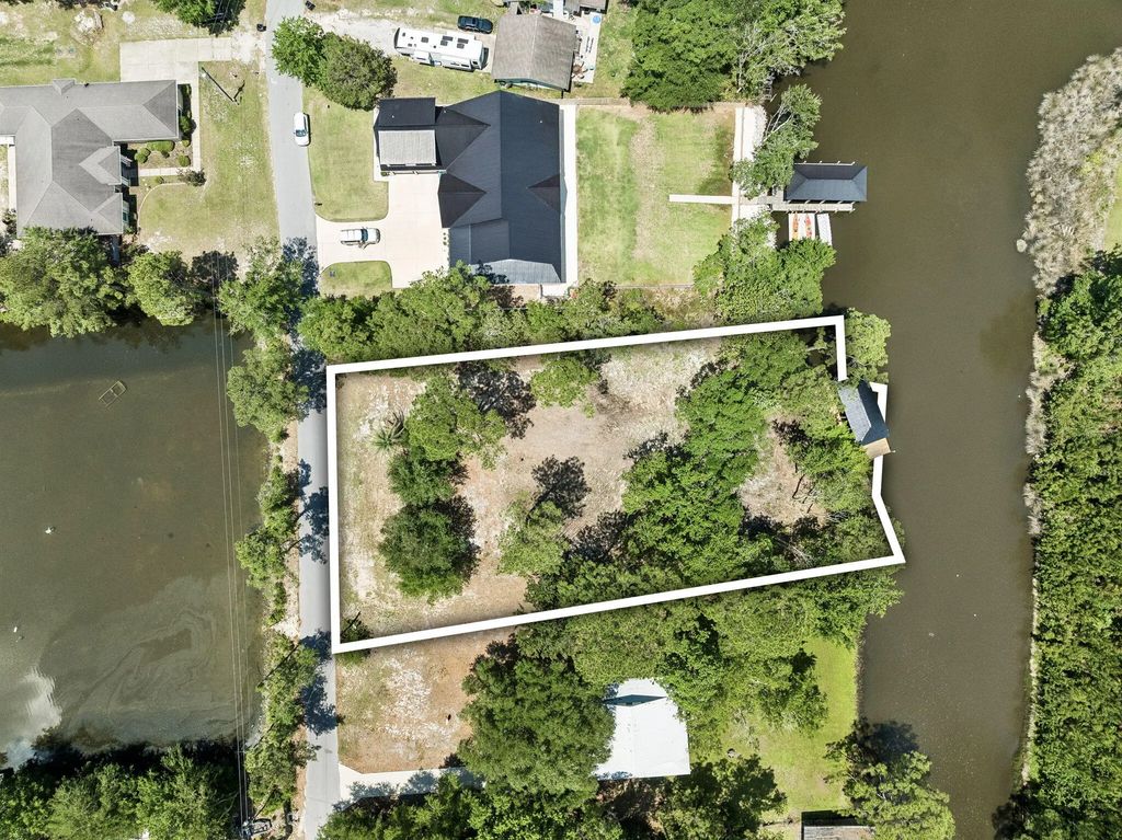 5 of 28 - 92 Waterside Lane, Freeport, FL