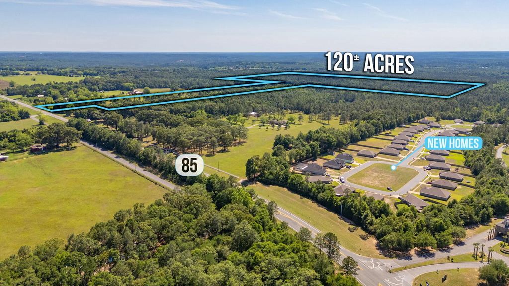 6722 N Highway 85, Laurel Hill