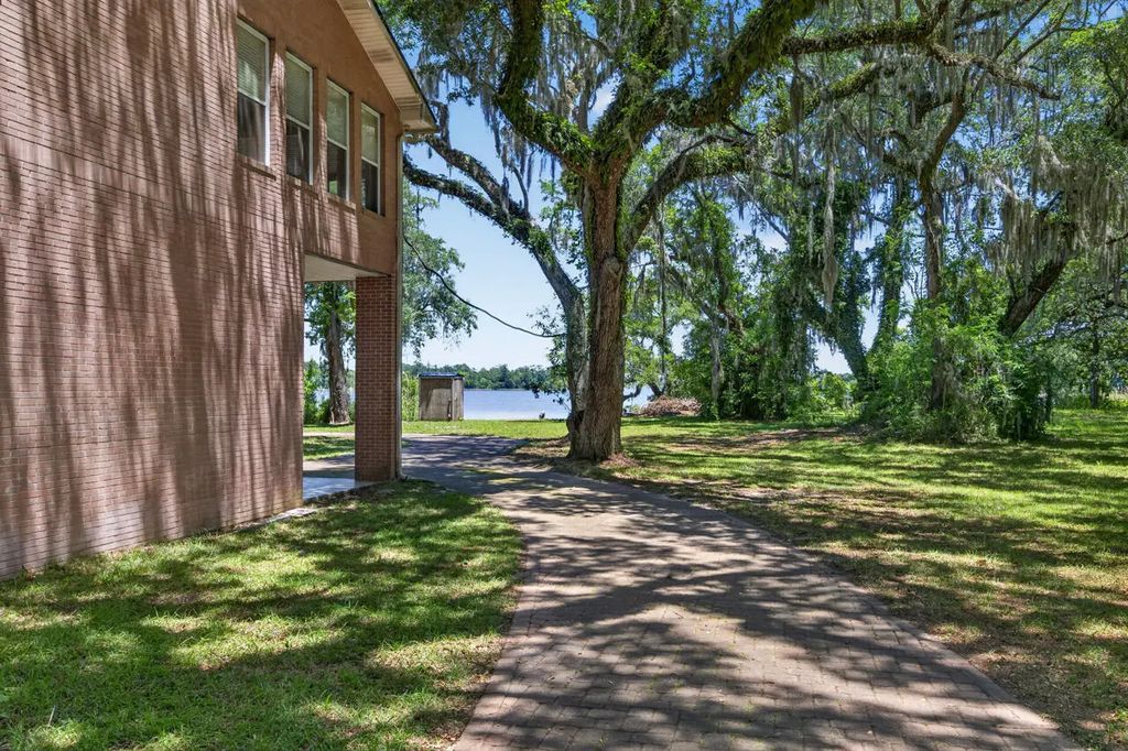 13 of 49 - 7348 W St Hwy 20, Freeport, FL