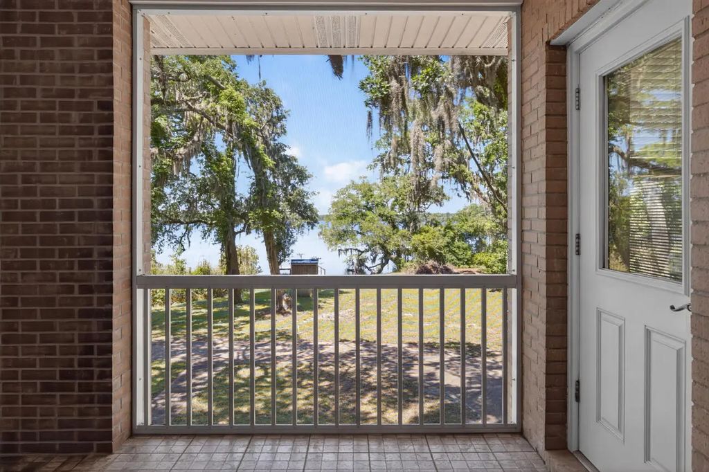 37 of 49 - 7348 W St Hwy 20, Freeport, FL