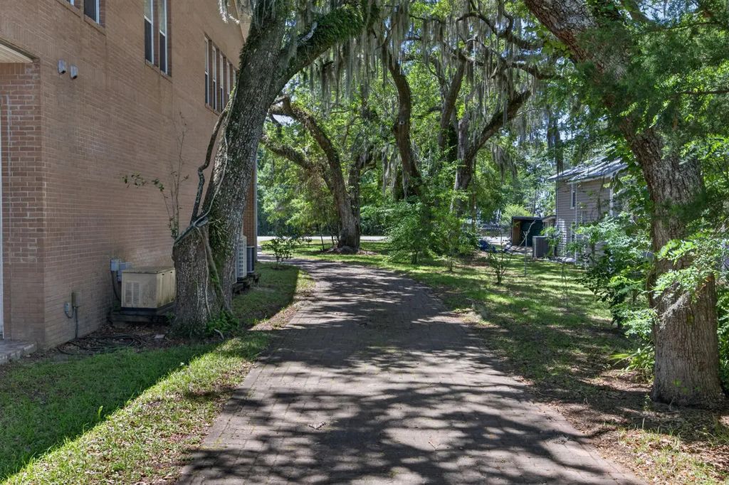 47 of 49 - 7348 W St Hwy 20, Freeport, FL