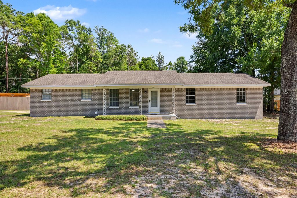 5691 Reinke Drive, Crestview