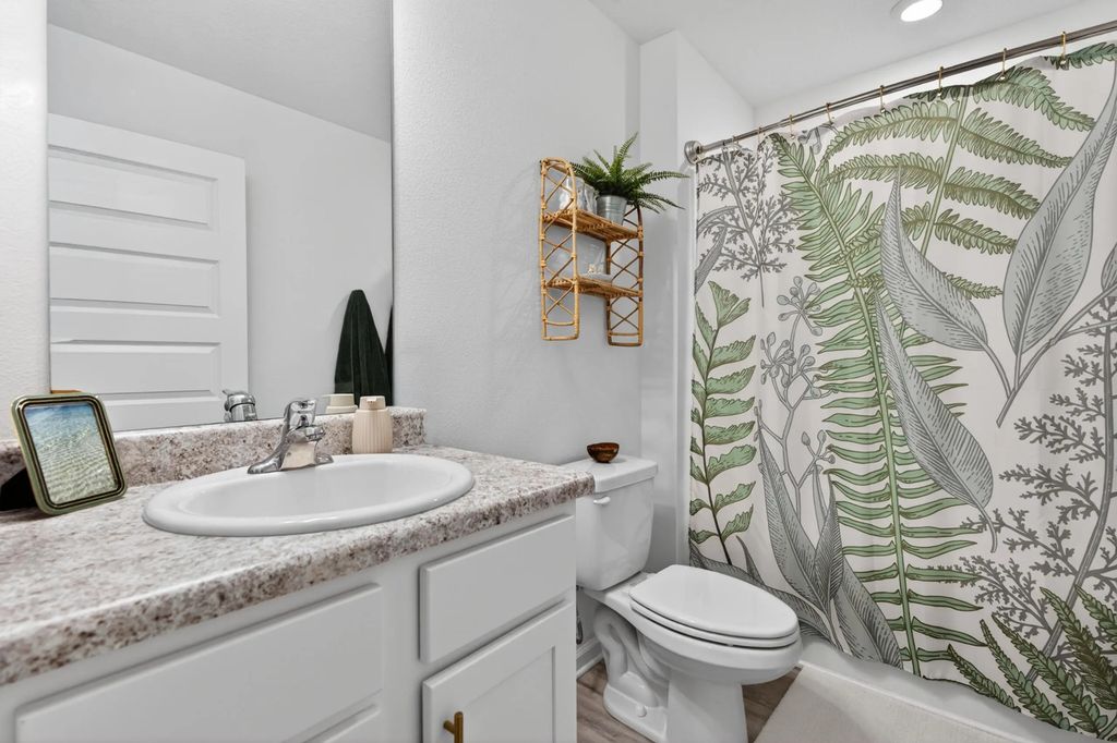 22 of 57 - 51 Silverthorn Street, Freeport, FL