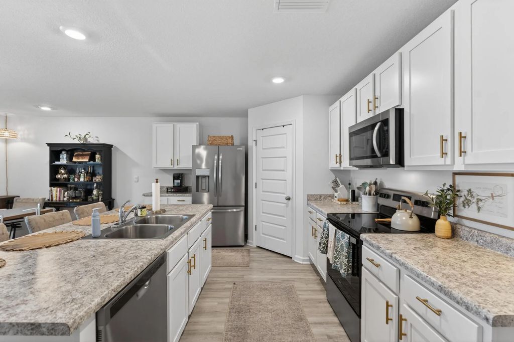 32 of 57 - 51 Silverthorn Street, Freeport, FL