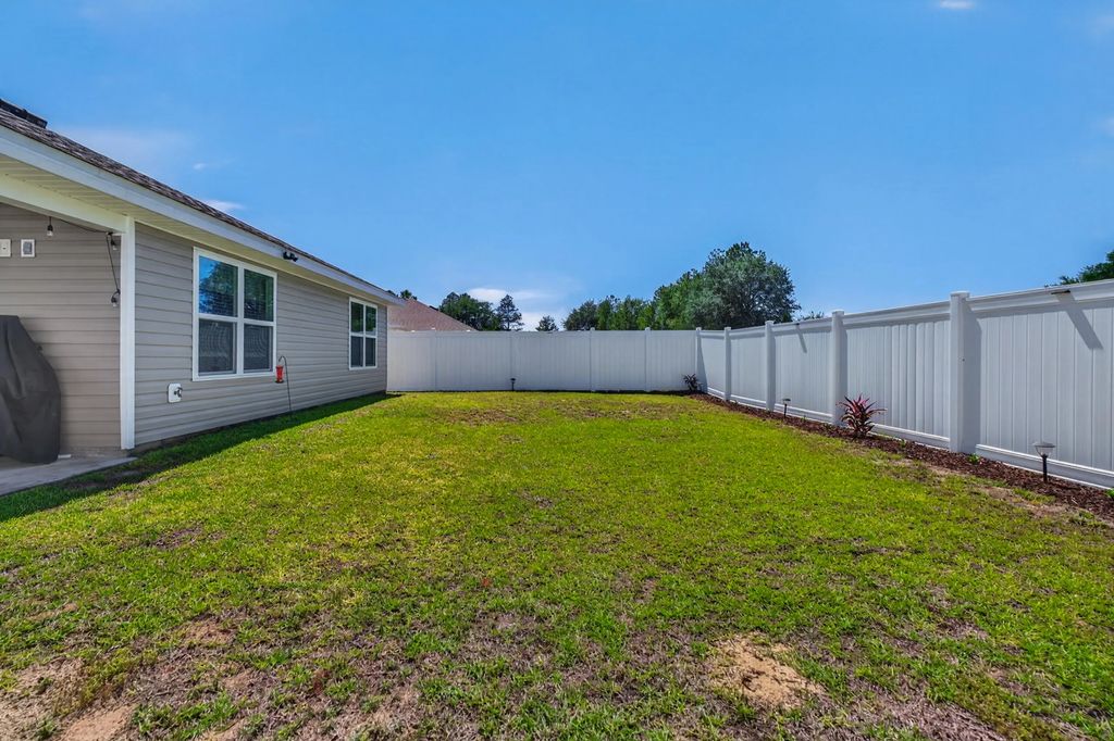 54 of 57 - 51 Silverthorn Street, Freeport, FL