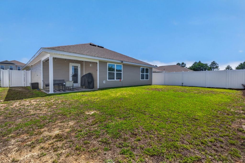 55 of 57 - 51 Silverthorn Street, Freeport, FL