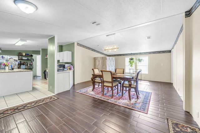 Photo of Listing #1003267