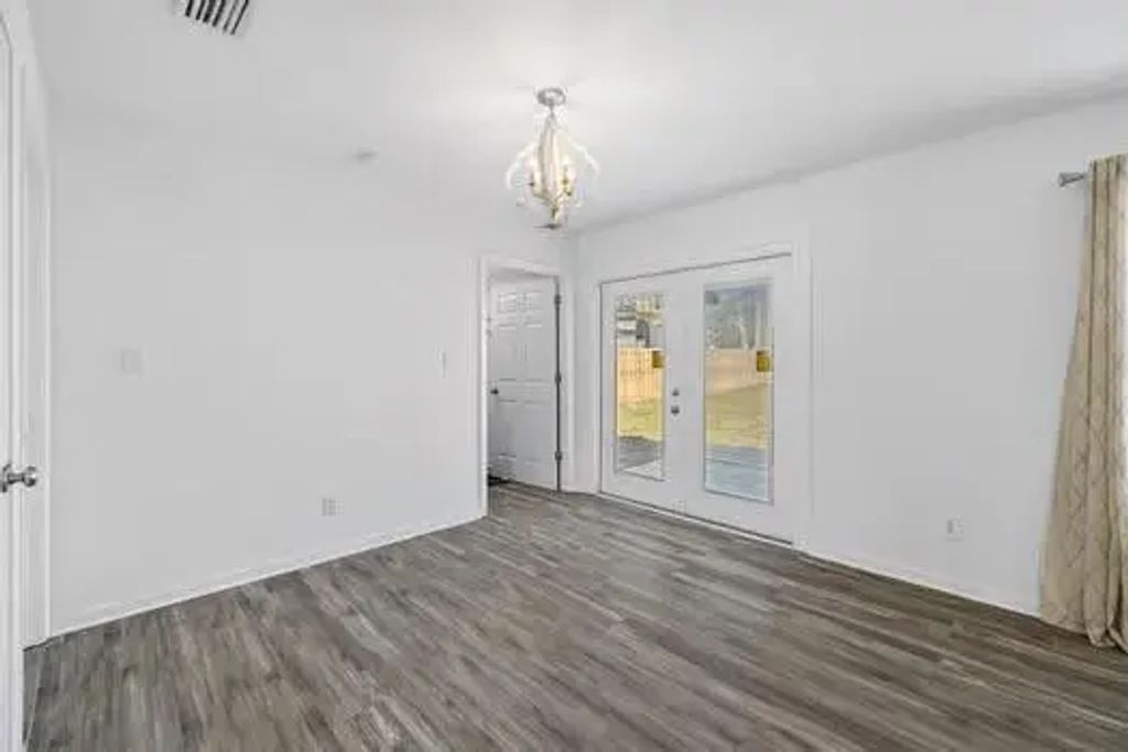 13 of 43 - 30 Lowery Road, Freeport, FL