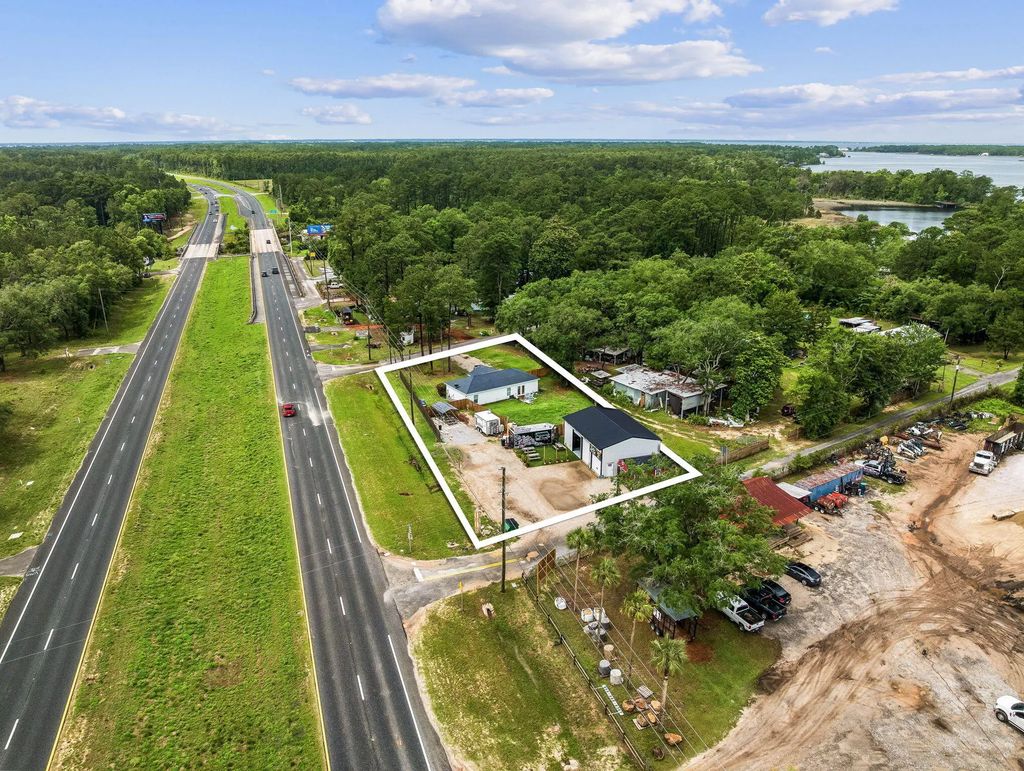 35 of 43 - 30 Lowery Road, Freeport, FL