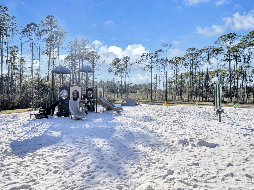 79 of 112 - 77 Constellation Avenue, Freeport, FL