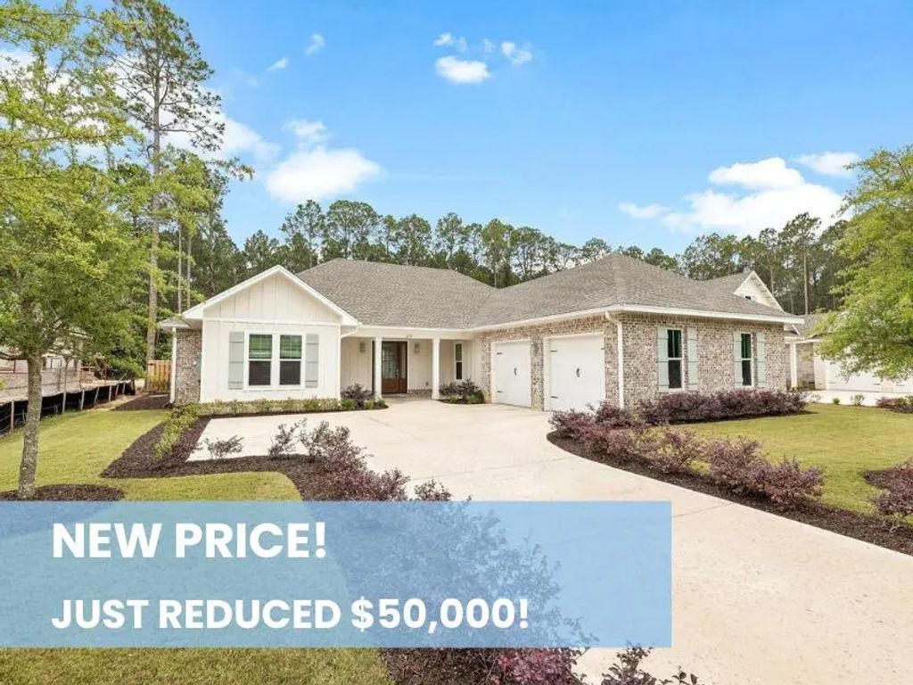 39 W Captain Fritz Way, Freeport