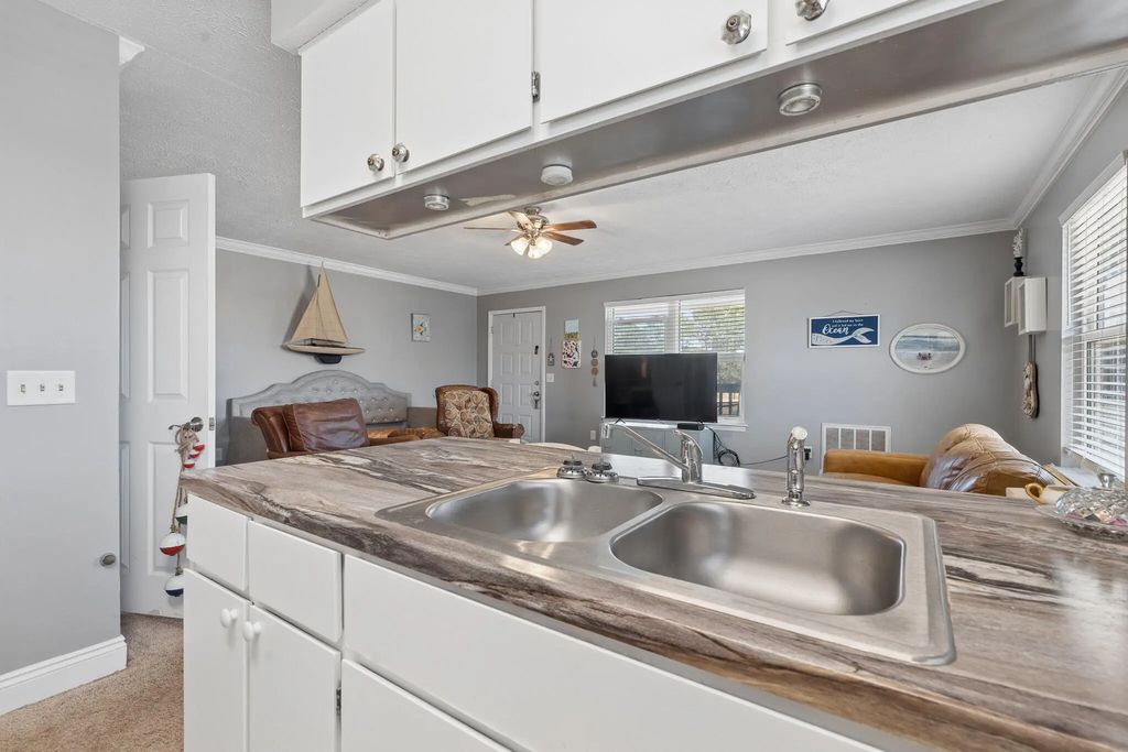 10 of 34 - 7813 N Lagoon Drive Unit 4g, Panama City Beach, FL