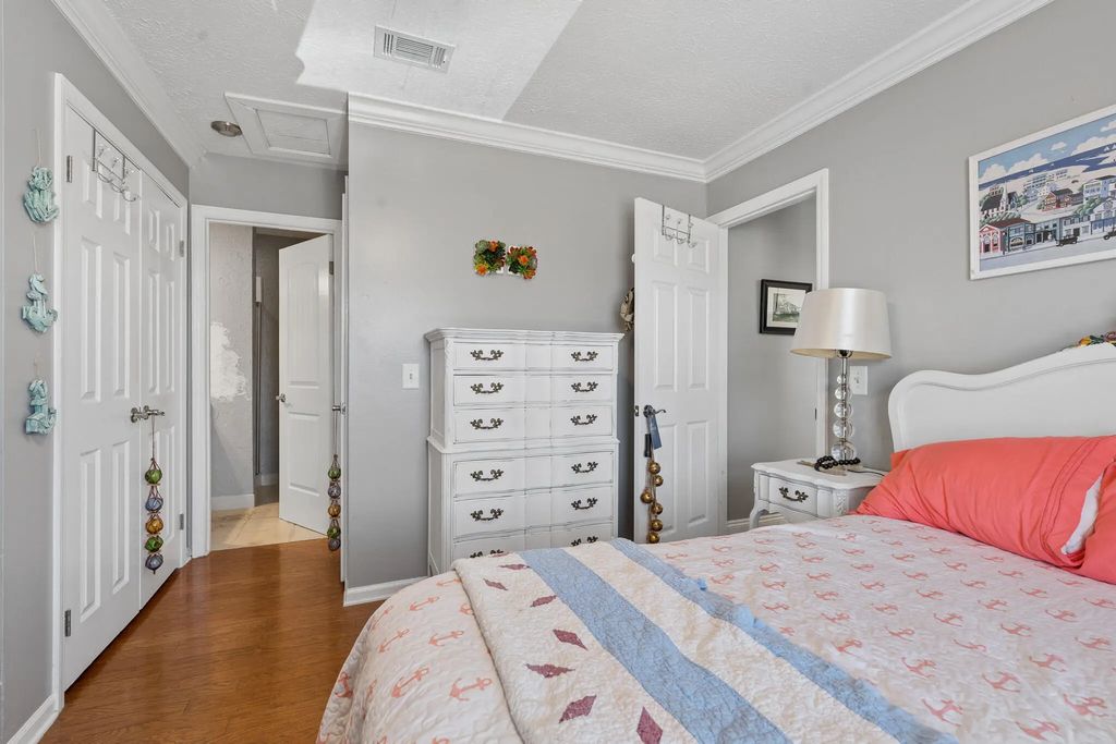 13 of 34 - 7813 N Lagoon Drive Unit 4g, Panama City Beach, FL