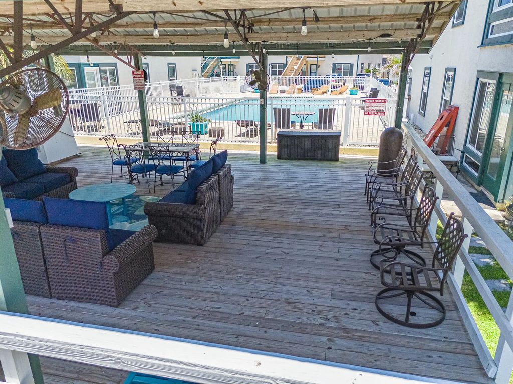 20 of 34 - 7813 N Lagoon Drive Unit 4g, Panama City Beach, FL
