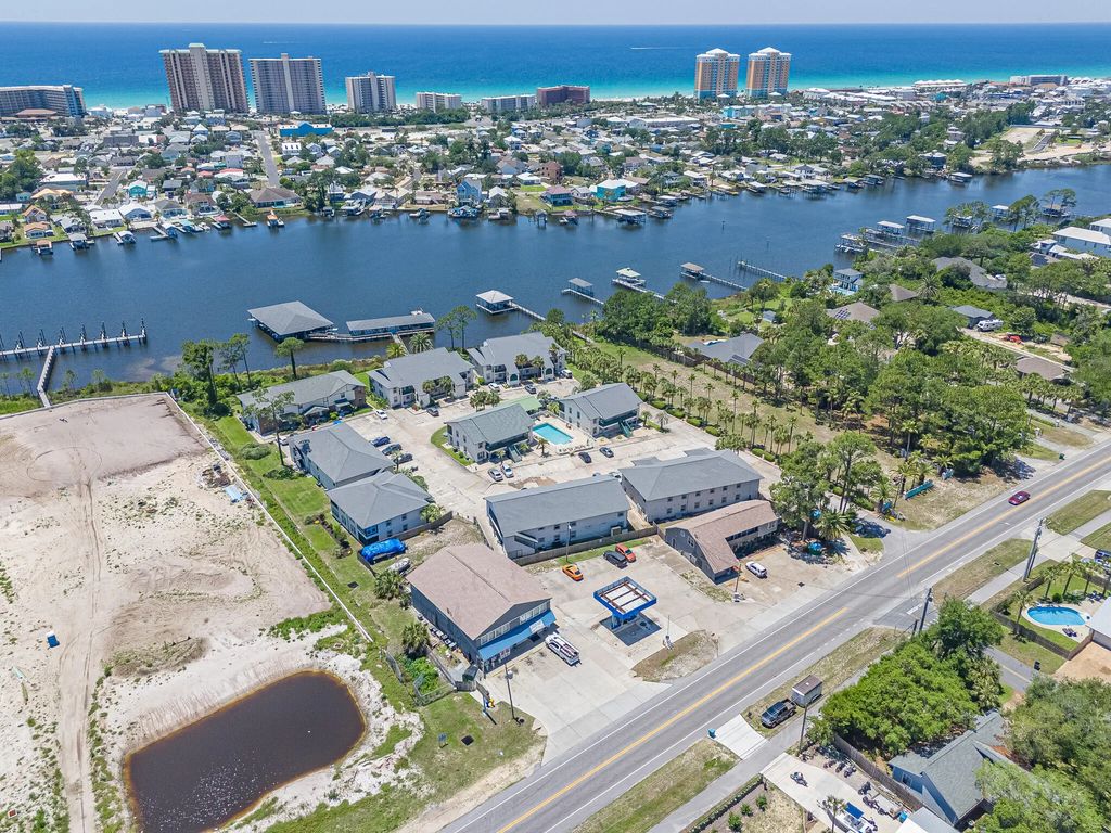 27 of 34 - 7813 N Lagoon Drive Unit 4g, Panama City Beach, FL