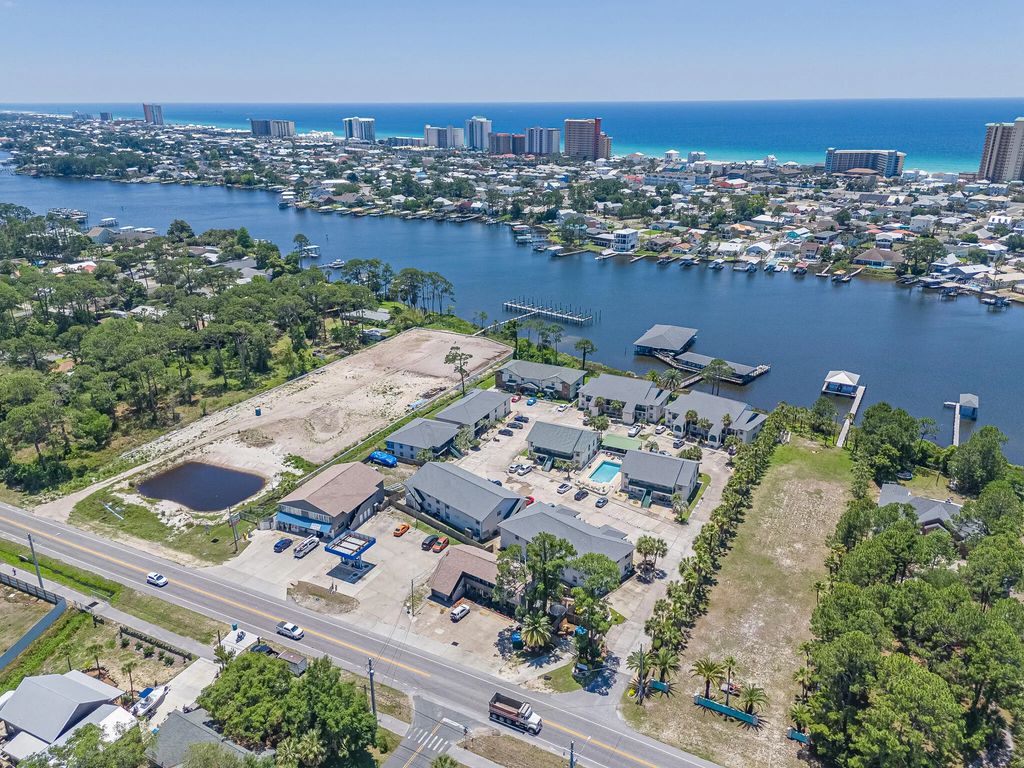 28 of 34 - 7813 N Lagoon Drive Unit 4g, Panama City Beach, FL