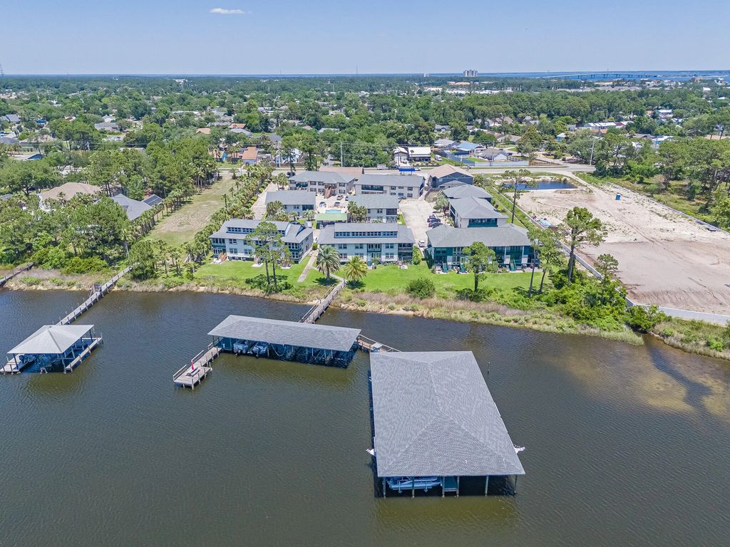 30 of 34 - 7813 N Lagoon Drive Unit 4g, Panama City Beach, FL