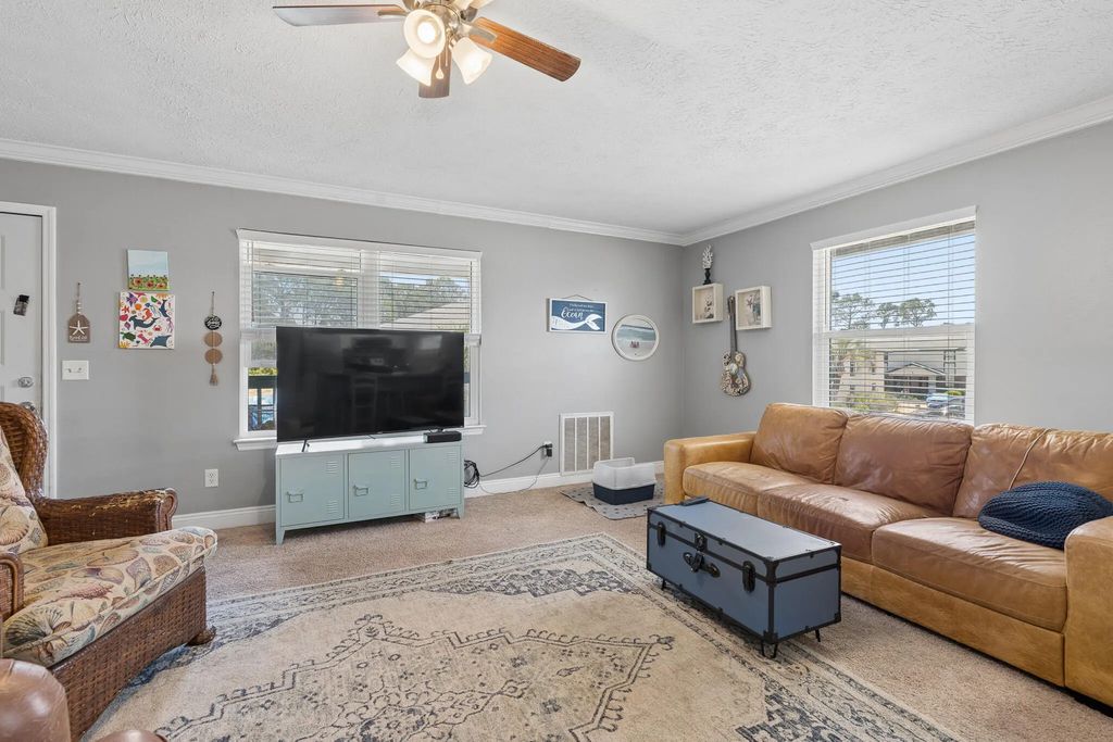 6 of 34 - 7813 N Lagoon Drive Unit 4g, Panama City Beach, FL