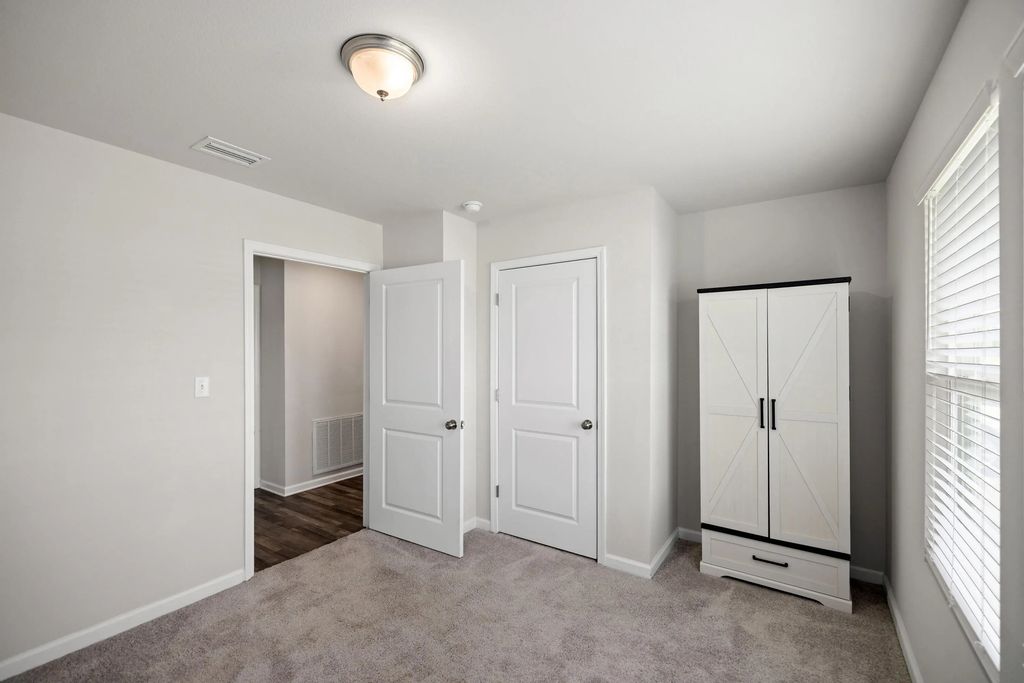 19 of 34 - 460 Riverwalk Circle, Freeport, FL