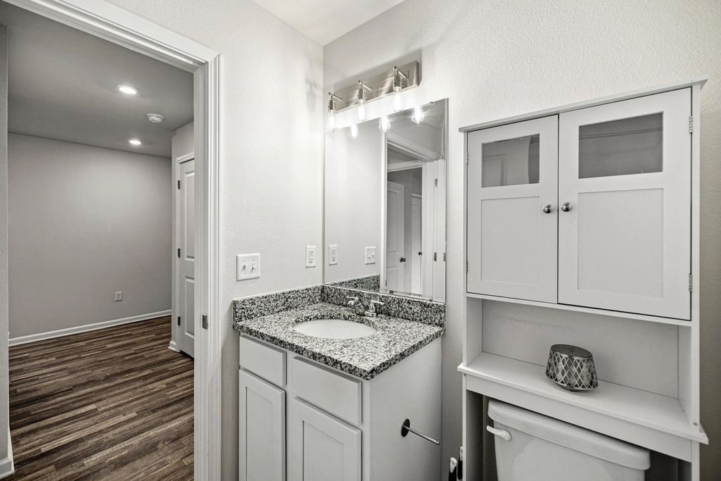 20 of 34 - 460 Riverwalk Circle, Freeport, FL