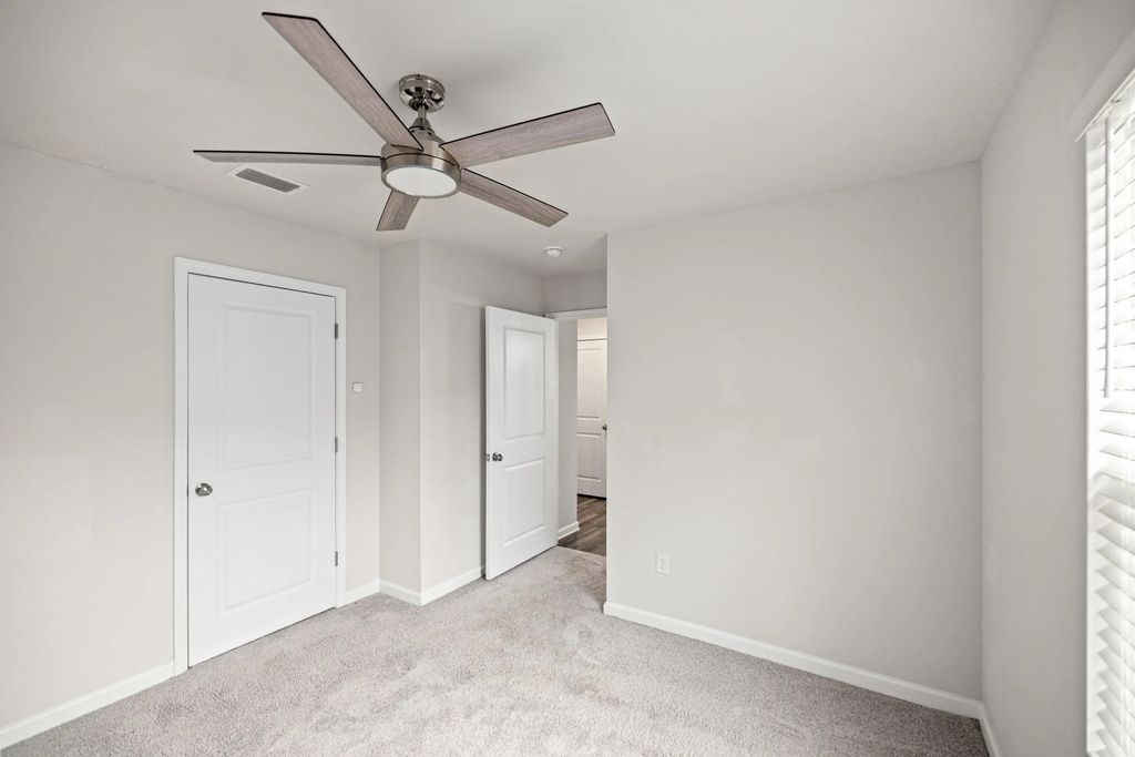 23 of 34 - 460 Riverwalk Circle, Freeport, FL