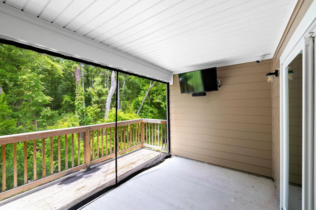 25 of 34 - 460 Riverwalk Circle, Freeport, FL