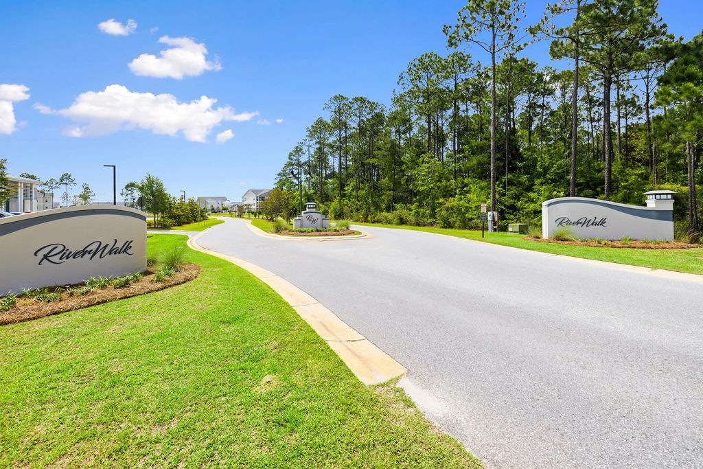 27 of 34 - 460 Riverwalk Circle, Freeport, FL