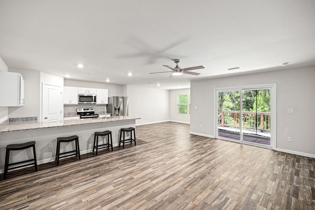 6 of 34 - 460 Riverwalk Circle, Freeport, FL